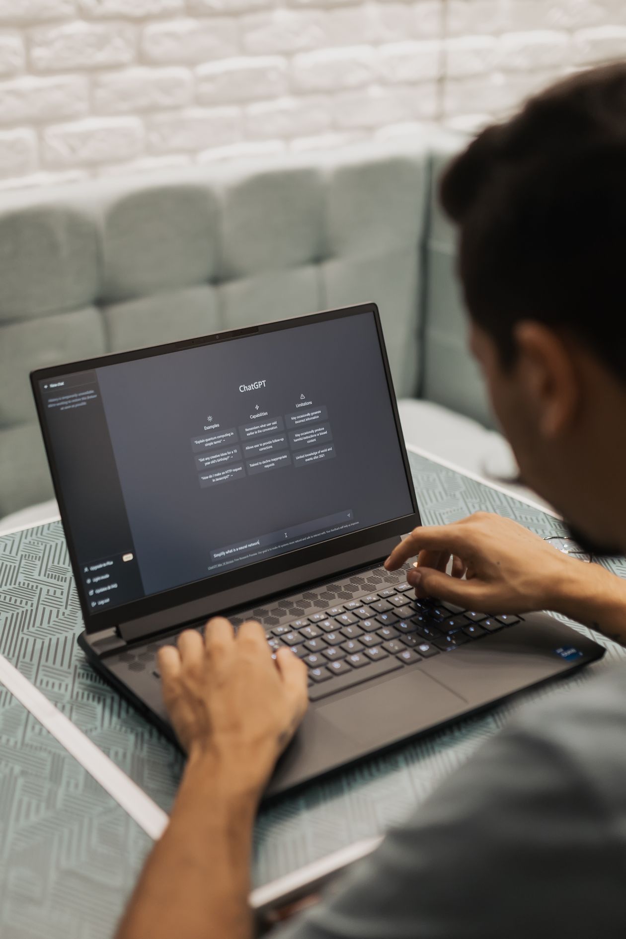 Top AI Tools For Language Learners And Their Limits