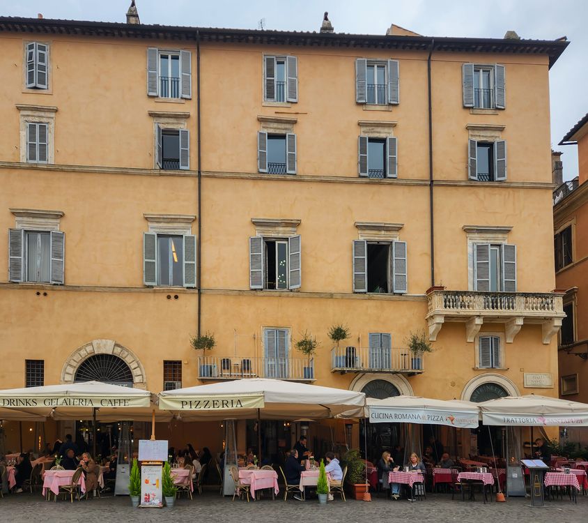 Aprire Un Locale In Italia Per Imprenditori Stranieri
