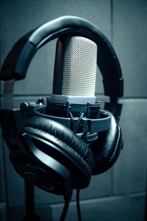 Multilingual Voice Over Services for Training Videos