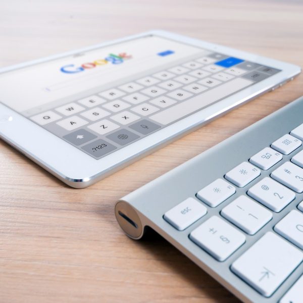 Google preparing to launch simultaneous translation service