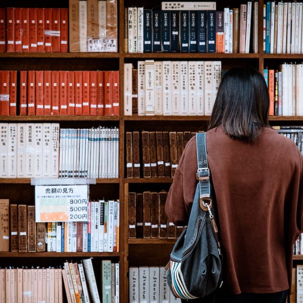 European Commission wants more universities to offer courses for translators
