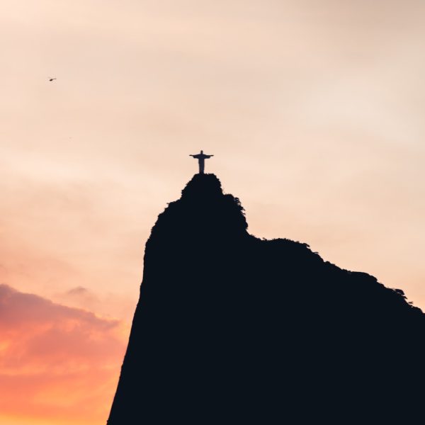 Rio de Janeiro Sets Up a Grammar Hotline for Portuguese Speakers