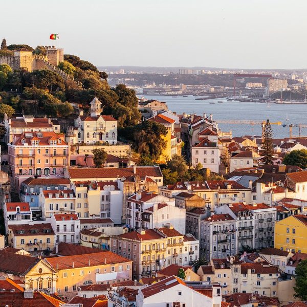 Exploring the Richness of Roman Languages: A Look into Spanish and Portuguese