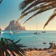 Discovering the Best of Ibiza: From Stunning Beaches to Delicious Restaurants