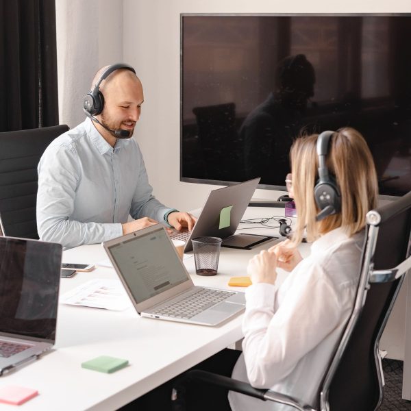 Why Legal Hearings Need Real Interpreting Services