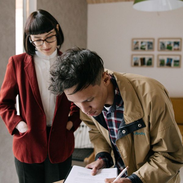 Why Real Estate Teams Need Smarter Closing Tracking