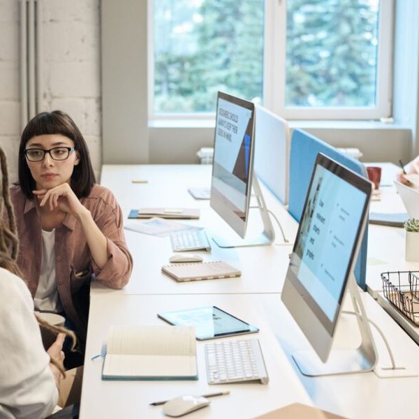 Perche Un'Agenzia Di Traduzione Online Protegge I Siti