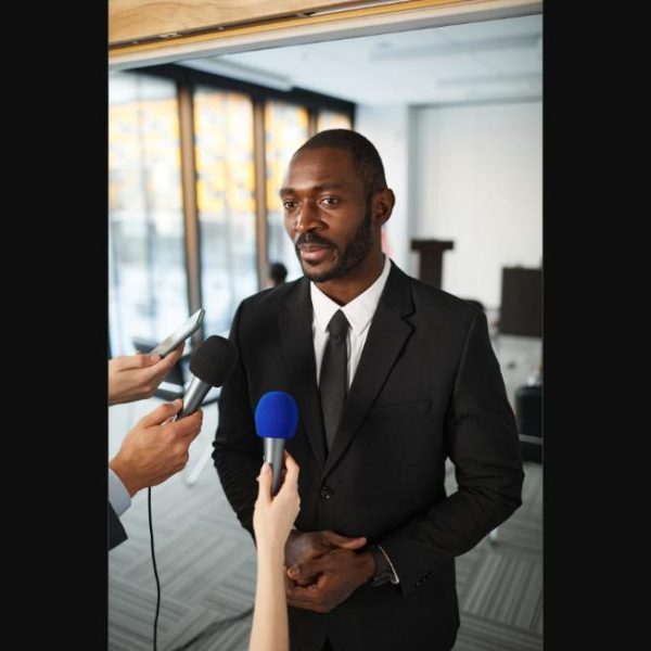 How Newsrooms Translate Portuguese and Ukrainian News Fast