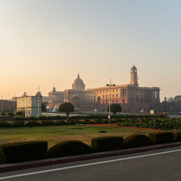How Language Shapes Politics in India and Pakistan
