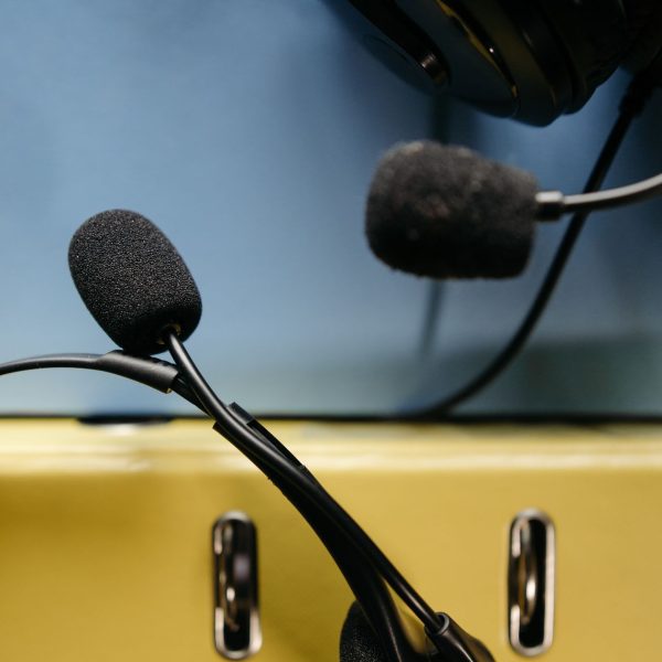 Interpretación Telefónica para Empresas y Servicios Públicos