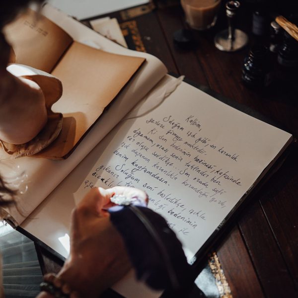 Traducir Un Libro Con Software O Con Personas