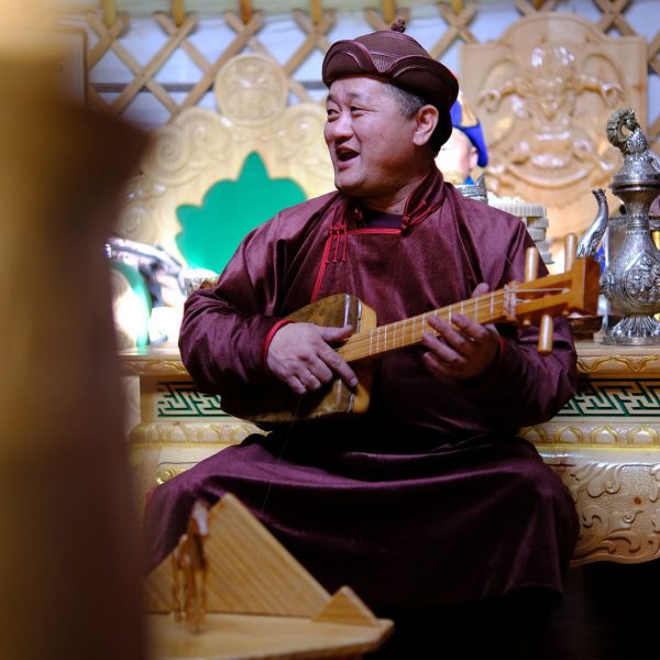 Del Kompa al Canto Mongol Músicas Que Cruzan Idiomas