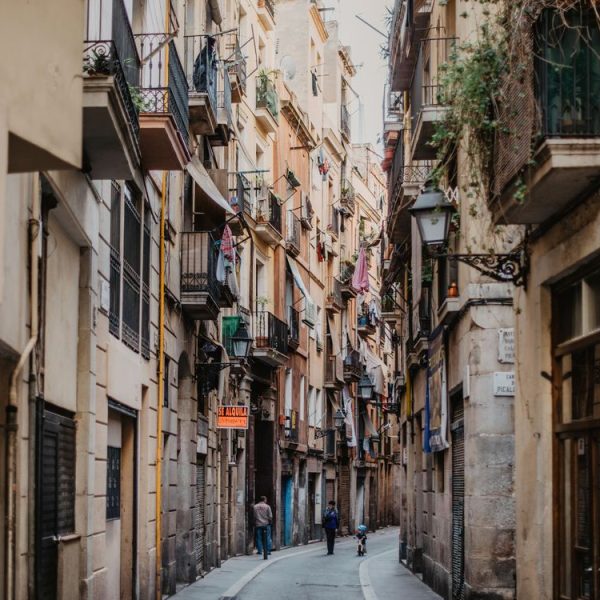 Trámites en Cataluña con Documentos de Otros Países