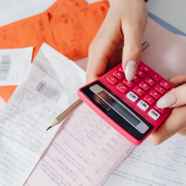 Spanish Invoice Rules for Freelancers and Firms