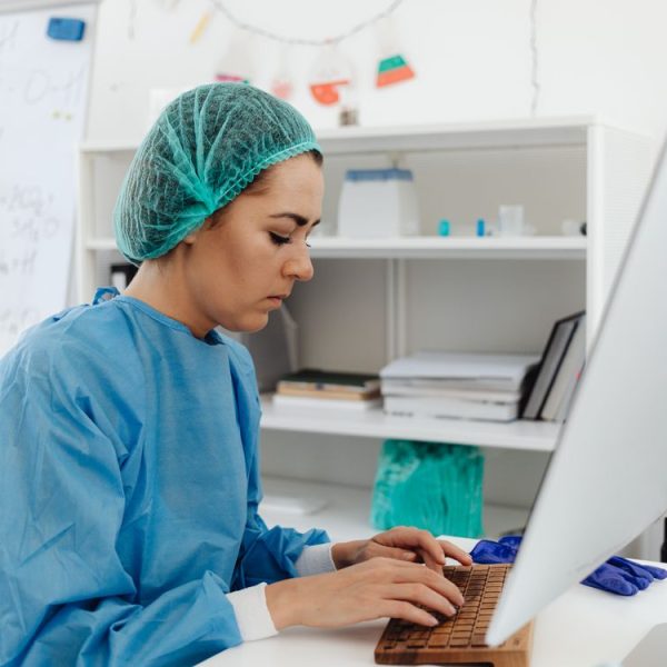 Servicios de Traducción Médica para Informes Clínicos