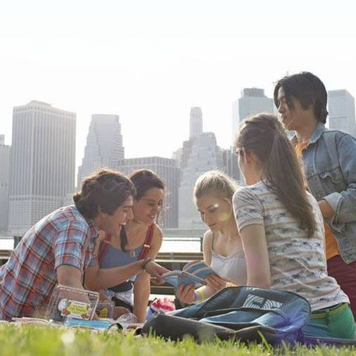 10 English slang terms you need to know in 2023